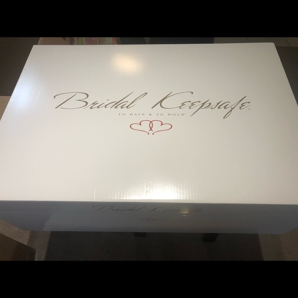 Oleg Cassini Wedding Gown - Picture 7 of 7